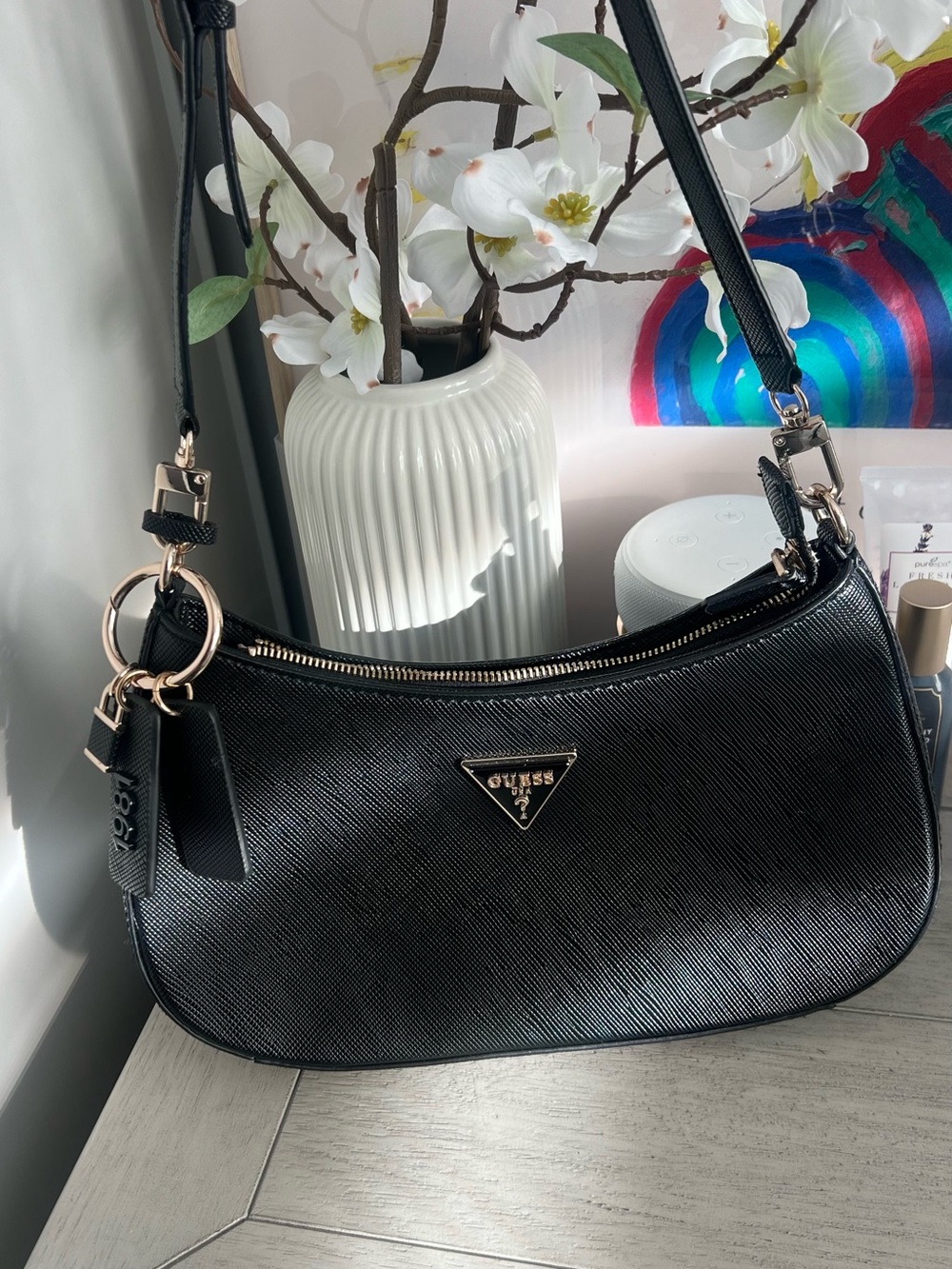 GUESS Shoulder Bag